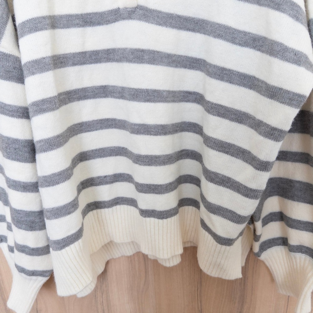 Easel Womens Striped Sweater L White Gray Ruffle Collar Henley Preppy Cottage - Picture 3 of 12